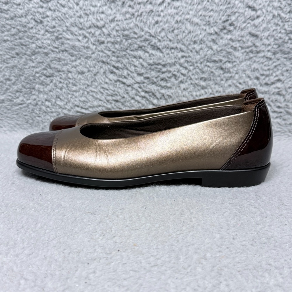 SAS Coco Womens Size 7.5 Slip On Ballet Flat Loafer Shoes Bronze Leather Cap Toe - Picture 3 of 9